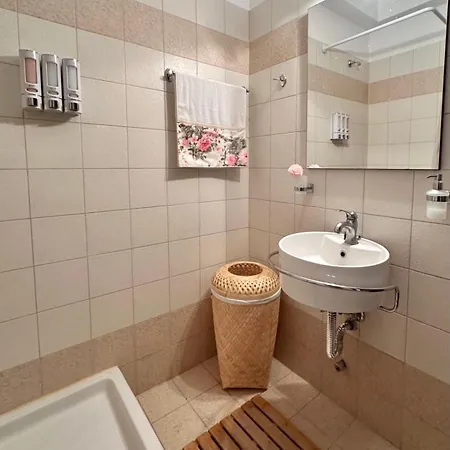 Allure Center 2bdr Apartment