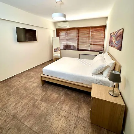 Allure Center 2bdr Apartment *